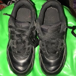 Kids black air max sneakers